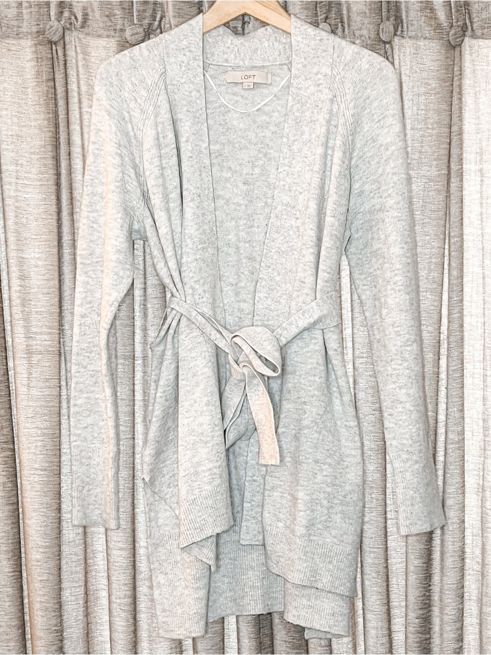 LOFT Light Gray Knit Belted Cardigan Size Medium